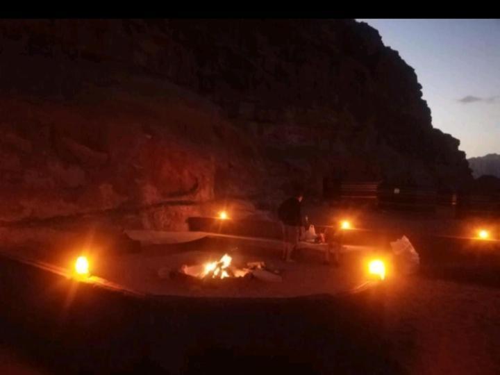 Wadi Rum Fun Time Tour'S Zewnętrze zdjęcie